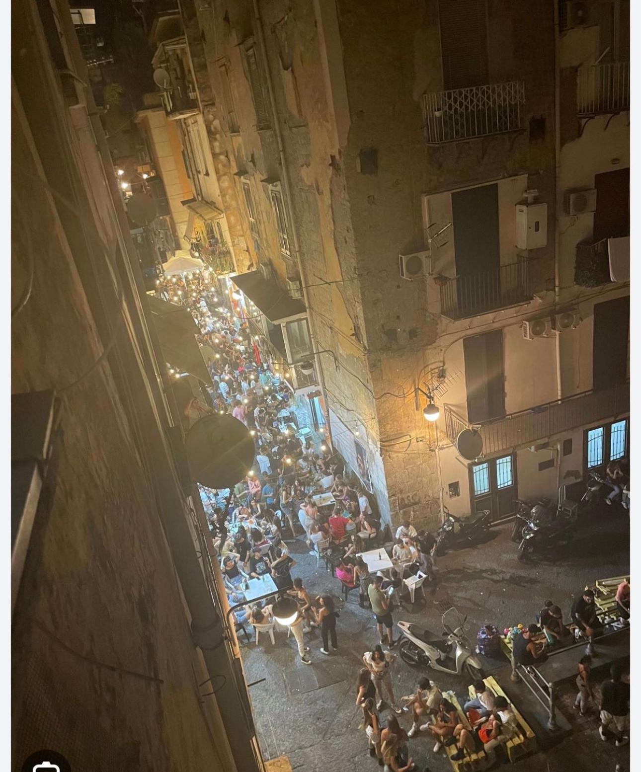La Casa Di Sarah Aspetta Voi Daire Napoli Dış mekan fotoğraf