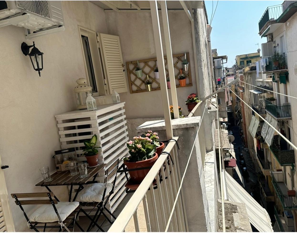 La Casa Di Sarah Aspetta Voi Daire Napoli Dış mekan fotoğraf