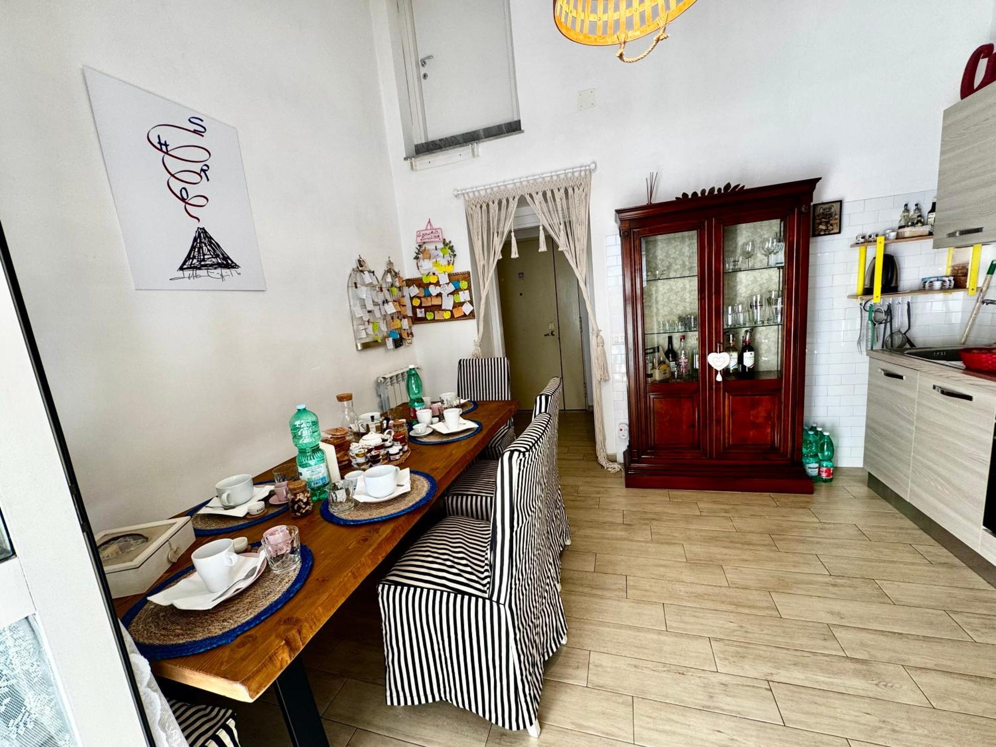 La Casa Di Sarah Aspetta Voi Daire Napoli Dış mekan fotoğraf