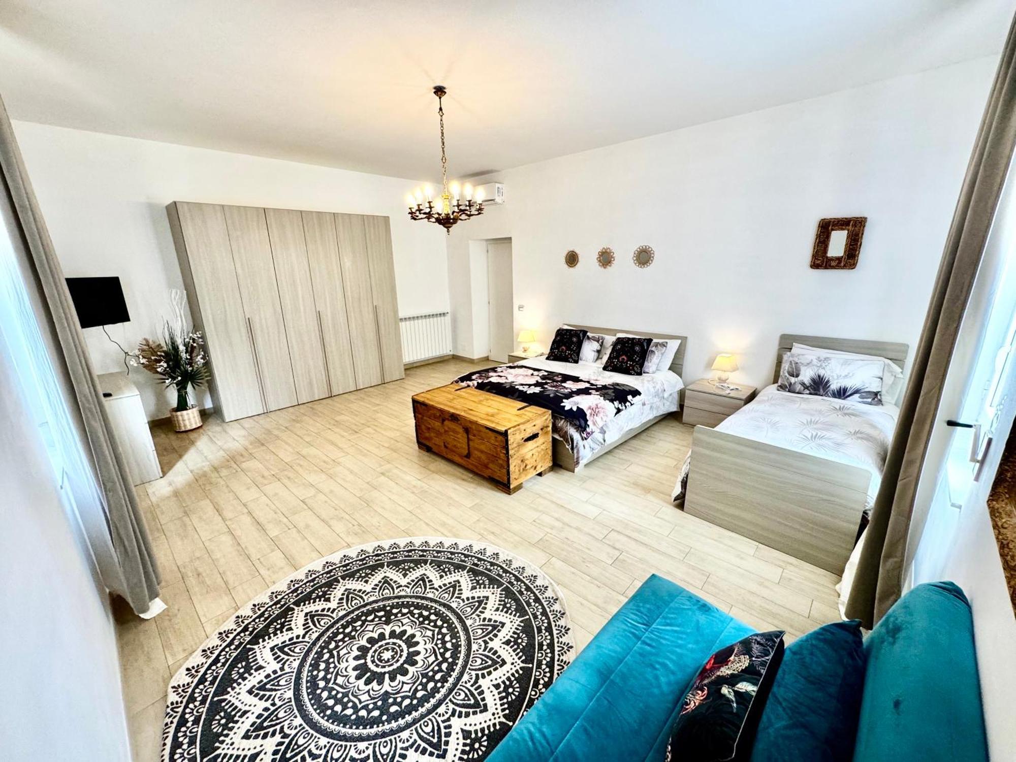 La Casa Di Sarah Aspetta Voi Daire Napoli Dış mekan fotoğraf