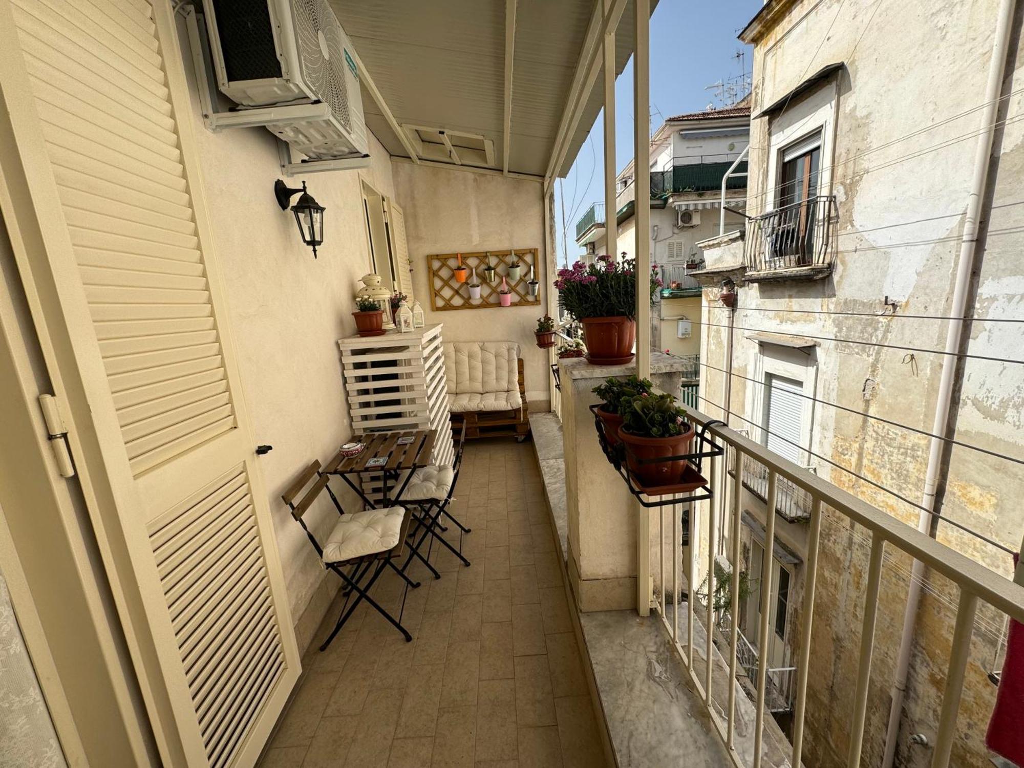 La Casa Di Sarah Aspetta Voi Daire Napoli Dış mekan fotoğraf